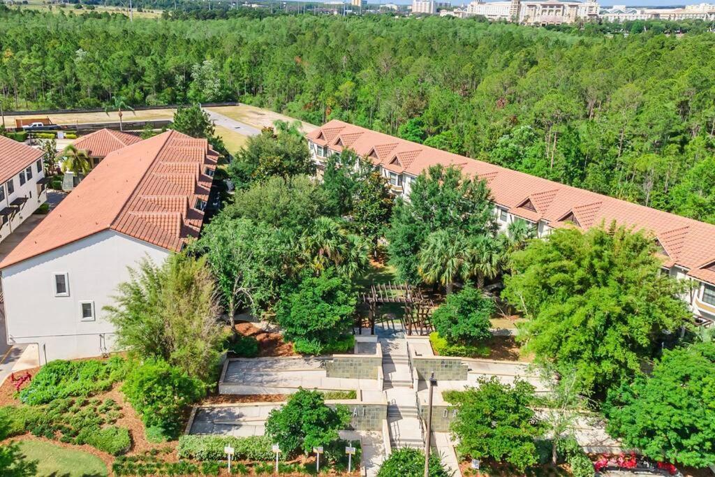 Cozy & Elegant 4Br Enchanted Townhouse - 1 Mile To Disney With Resort Pool, Gym, & Jacuzzi Орландо Екстериор снимка