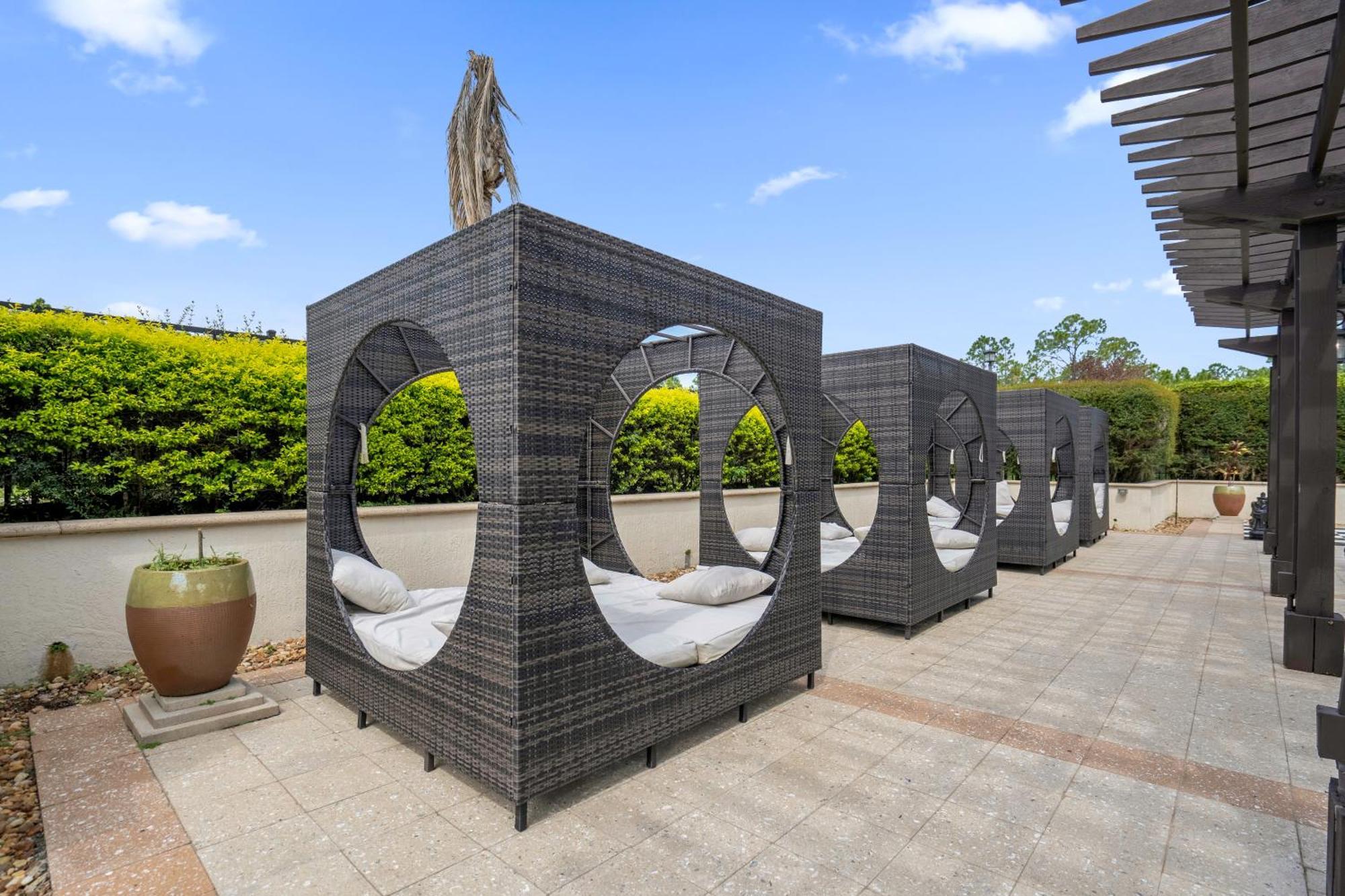 Cozy & Elegant 4Br Enchanted Townhouse - 1 Mile To Disney With Resort Pool, Gym, & Jacuzzi Орландо Екстериор снимка